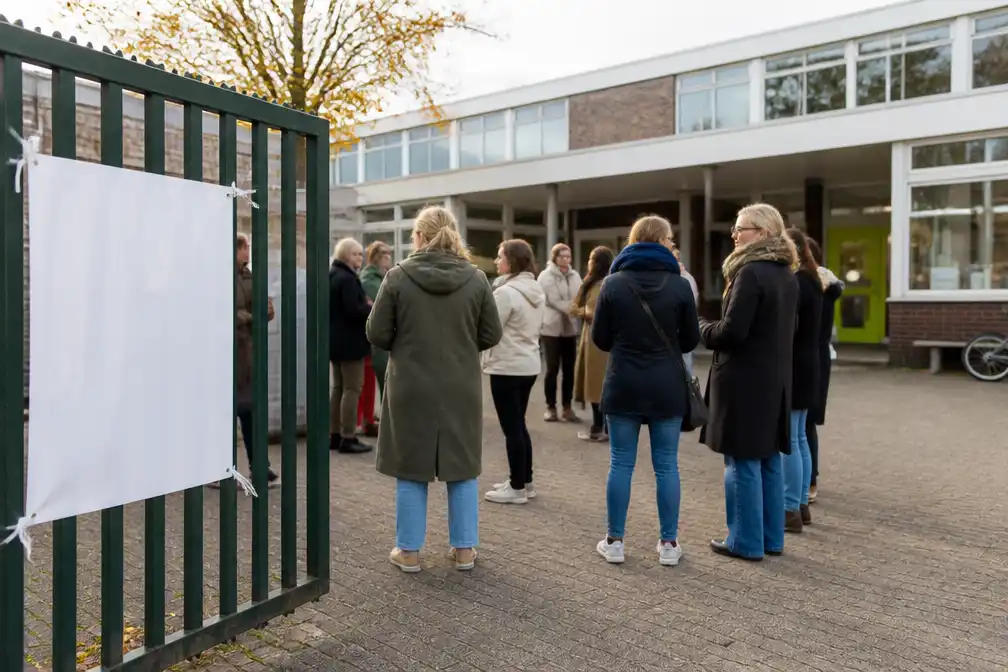 Leerkrachten basisschool GAAF leggen werk neer na aantijgingen over misbruik van schoolmiddelen