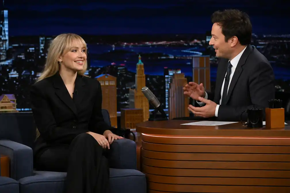 Angèle te gast bij Jimmy Fallon in 'The Tonight Show' op NBC