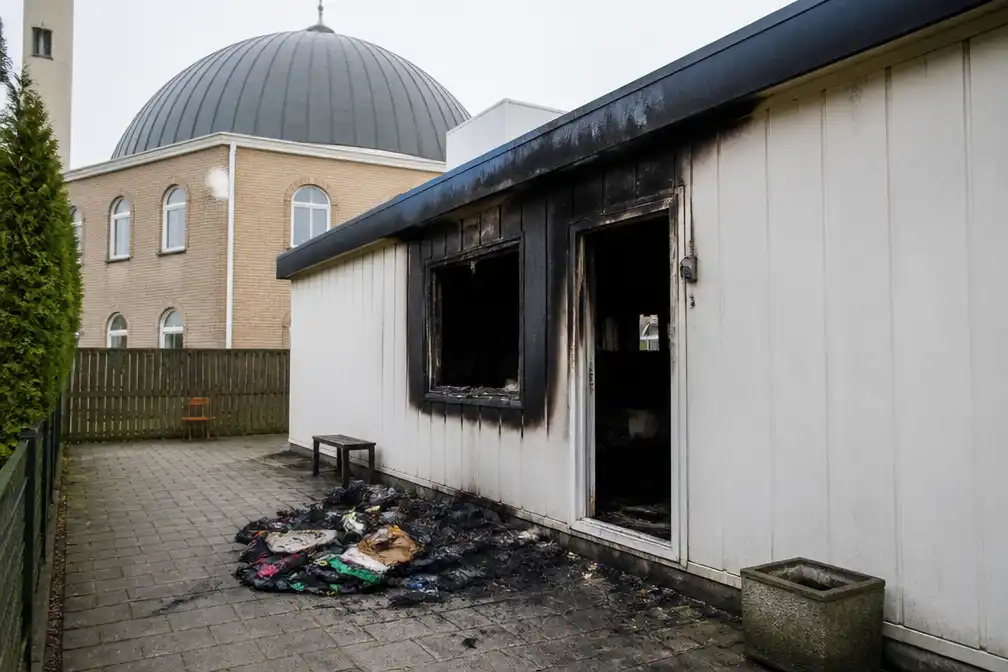 44-jarige man verdacht van brandstichting in bijgebouw Mevlana Moskee Assen
