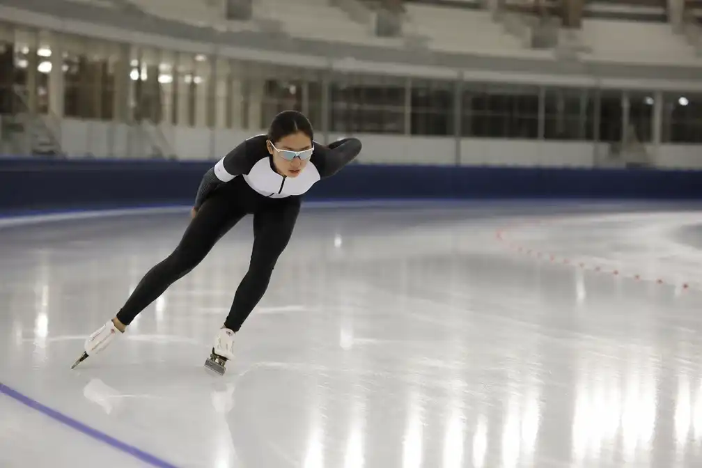 Wennemars schaamt zich dat olympisch kampioen Ning alleen om 7 uur in Thialf mag trainen