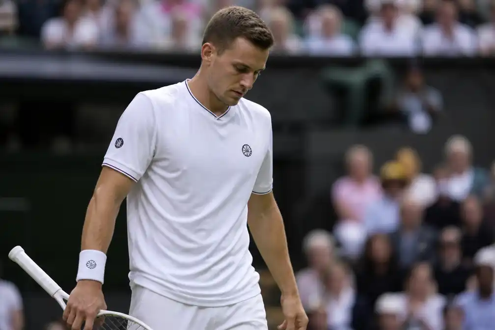 Tallon Griekspoor zakt 19 plaatsen op ATP-ranglijst op openingsdag Wimbledon