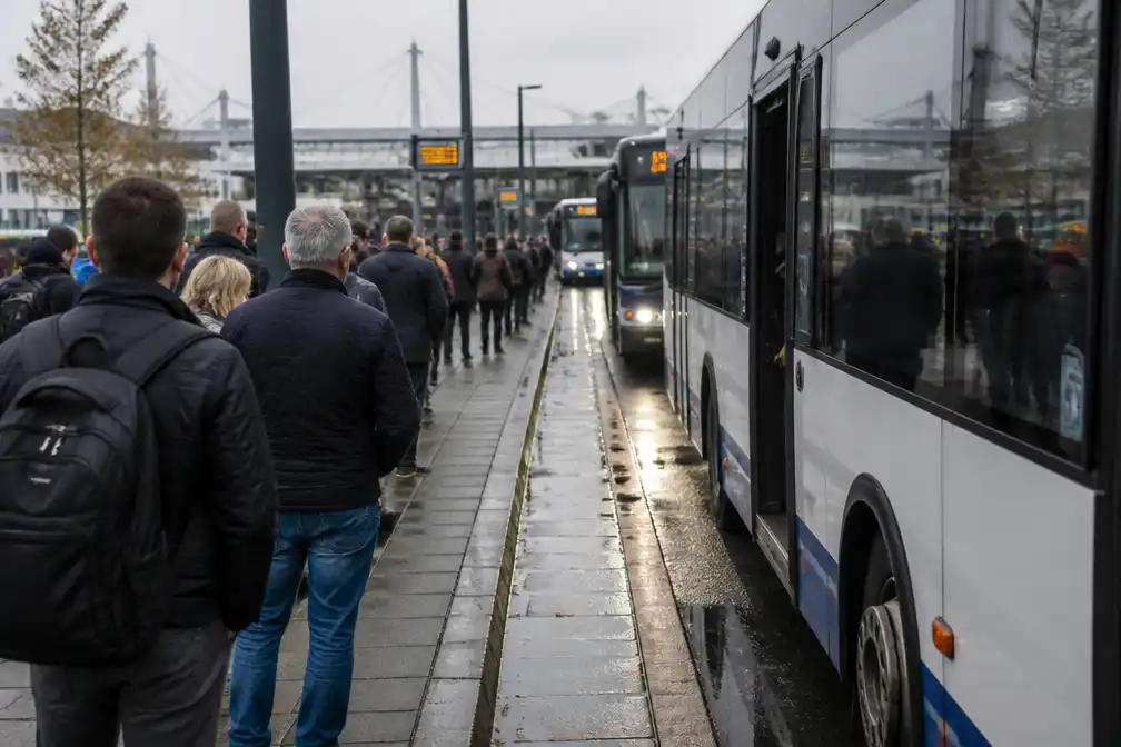 Vakbonden wijzen eindbod af, nieuwe stakingen in streekvervoer mogelijk
