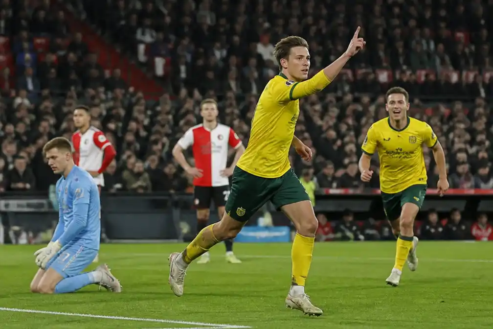 Feyenoord geeft zege op Fortuna Sittard uit handen, huurling 't Zand maakt 1-1