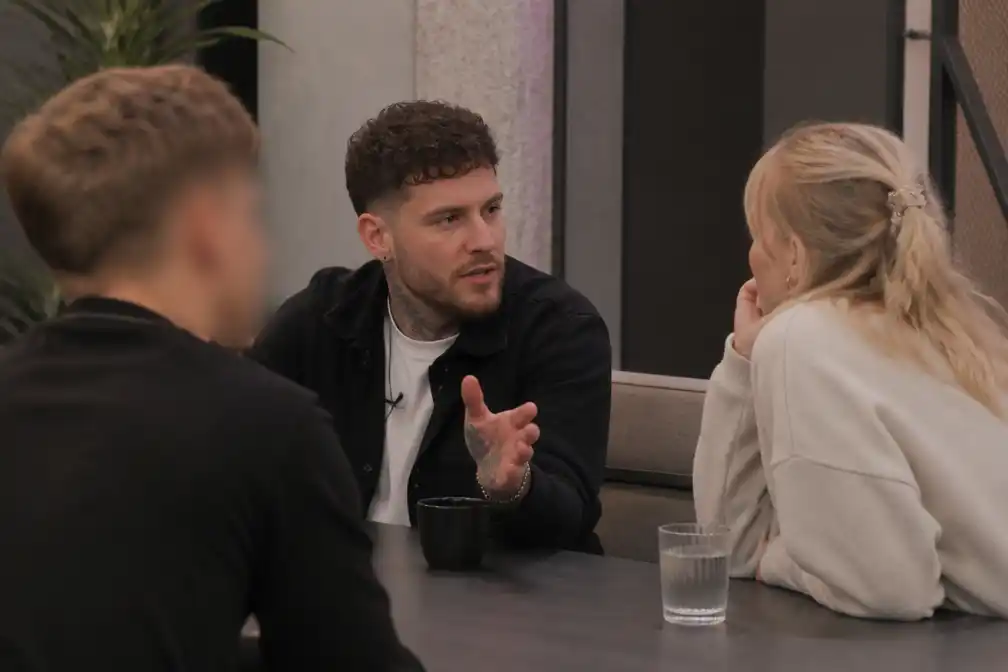 Ricky waarschuwt Anouk voor Diederik in De Bondgenoten