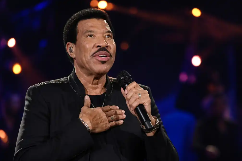 Lionel Richie bedankt fans na onwelwording op podium eind juni