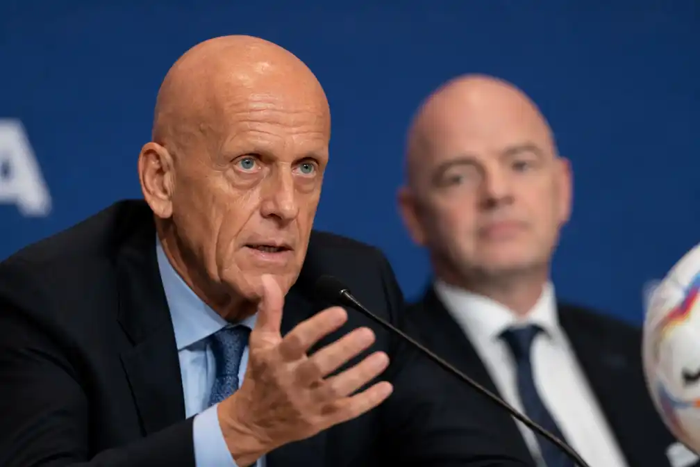 FIFA-scheidsrechtersbaas Collina wijst beschuldigingen van partijdigheid af