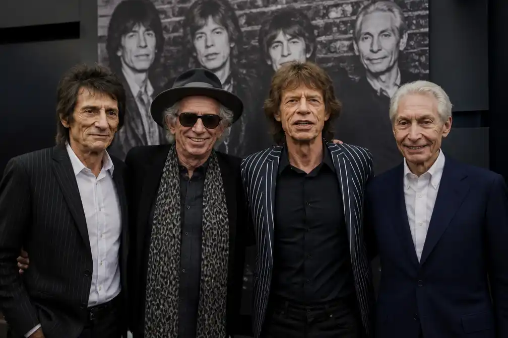 Rolling Stones brengen 25e album 'Foreign Tongues' uit met Paul McCartney en Amy Winehouse-cover