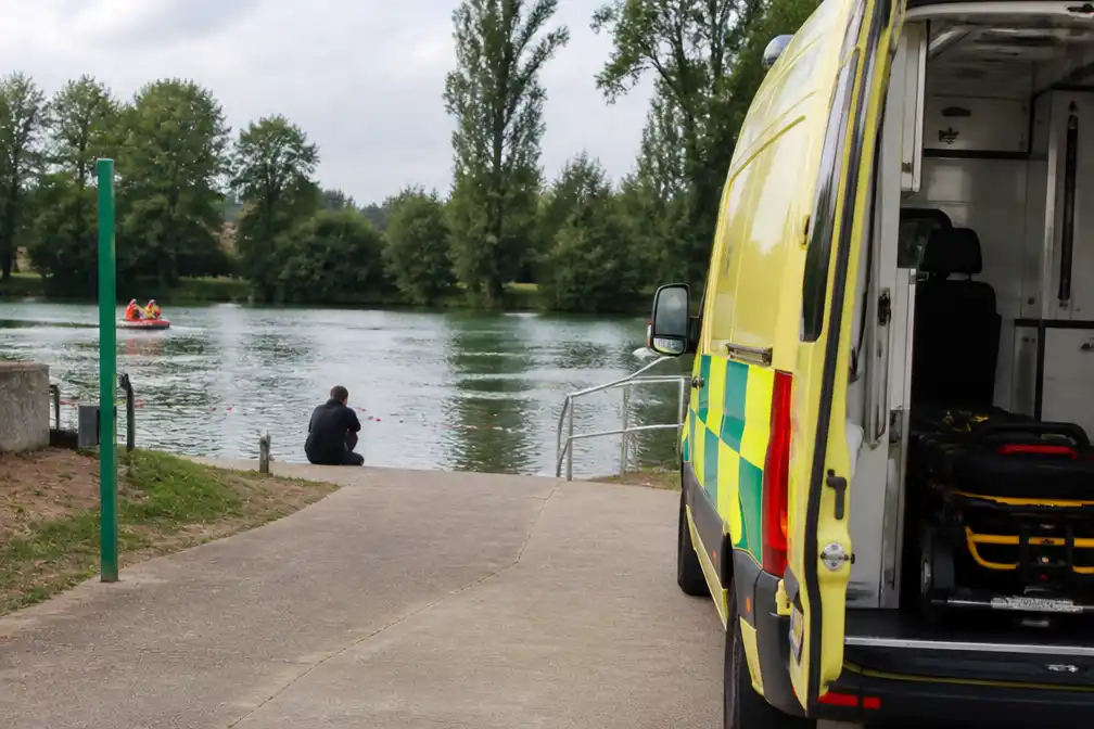 Kleuter (5) en tiener (18) in kritieke toestand na aparte verdrinkingen in Wetteren en Ekeren