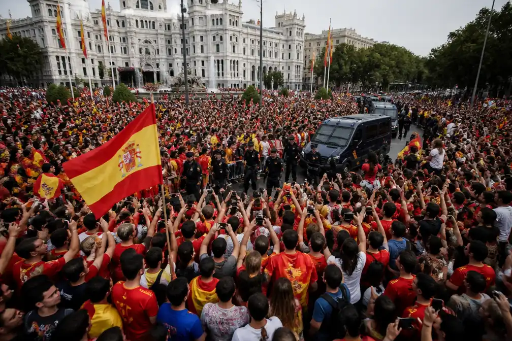 Miljoen mensen verwacht bij WK-huldiging Spanje in Madrid op maandag