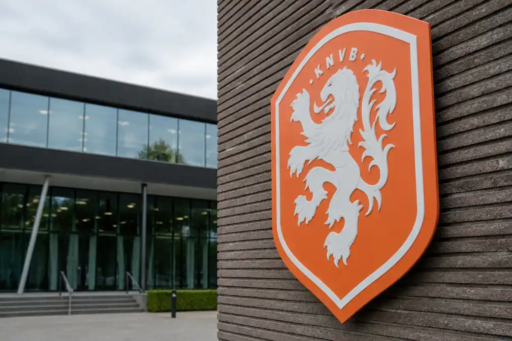 KNVB wacht op opheldering FIFA over zaak-Balogun na klacht Noorwegen