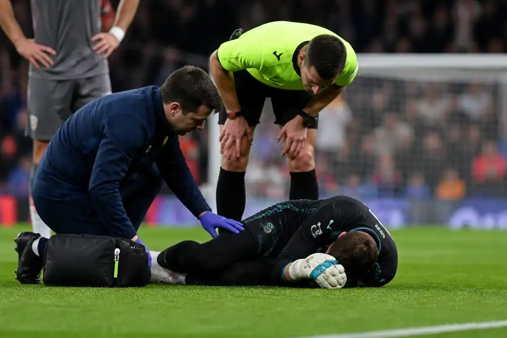 FA start proef tegen nepblessures keepers in League Cup