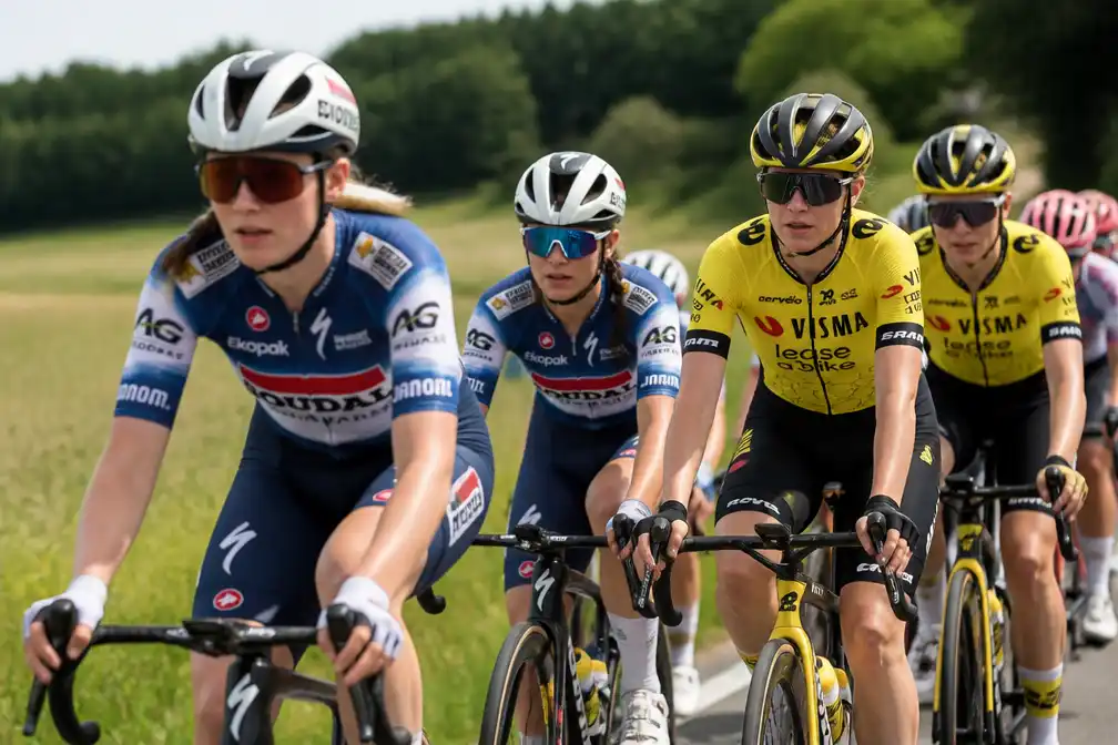 Lore De Schepper debuteert in Tour de France Femmes; Vos en Nooijen bij Visma