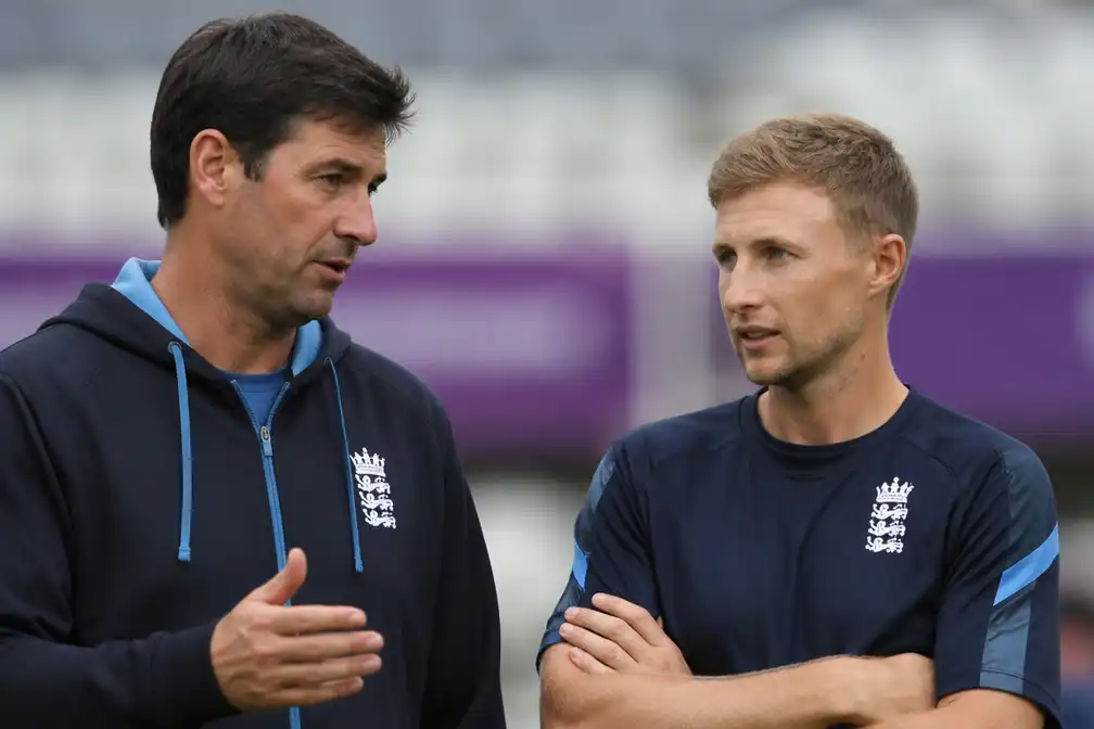 Stephen Fleming aangesteld als Engelse Testcoach, Joe Root keert terug als aanvoerder